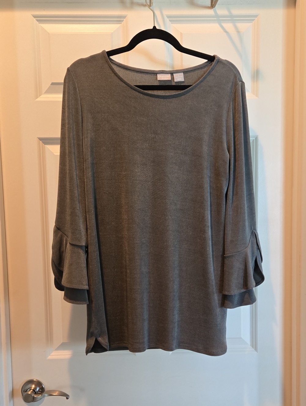 Chico's Slate Gray Ruffle-Sleeve Knit Top